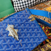 Load image into Gallery viewer, CASSETTE TRUNK (BLUE)