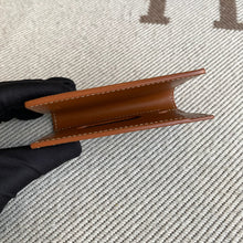 Load image into Gallery viewer, SAINT-MARC CARD HOLDER (BLACK TAN)