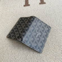 Load image into Gallery viewer, SAINT-MARC CARD HOLDER (GREY)