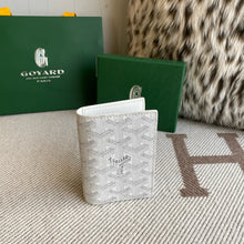 Load image into Gallery viewer, SAINT-MARC CARD HOLDER (WHITE)