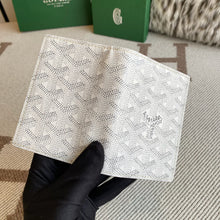 Load image into Gallery viewer, SAINT-MARC CARD HOLDER (WHITE)