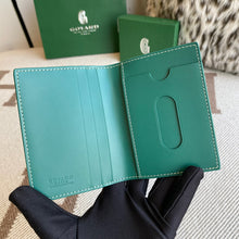Load image into Gallery viewer, SAINT-MARC CARD HOLDER (GREEN)