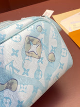 Load image into Gallery viewer, LOUIS DOPP KIT AQUA GARDEN (SKY BLUE)