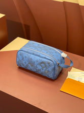 Load image into Gallery viewer, LOUIS DOPP KIT AQUA GARDEN (ABYSS BLUE)