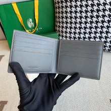 Load image into Gallery viewer, VICTOIRE WALLET (GREY)