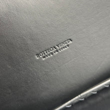 Load image into Gallery viewer, GETAWAY WEEKENDER (BLACK)