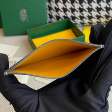 Load image into Gallery viewer, SAINT SUPLICE CARDHOLDER (GREY)