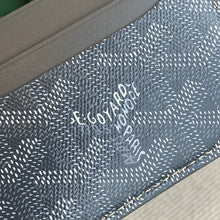 Load image into Gallery viewer, SAINT SUPLICE CARDHOLDER (GREY)