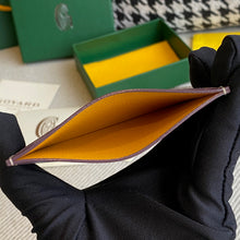 Load image into Gallery viewer, SAINT SUPLICE CARDHOLDER (BURGUNDY)