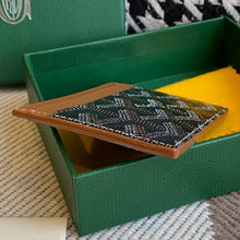 Load image into Gallery viewer, SAINT SUPLICE CARDHOLDER (BLACK TAN)