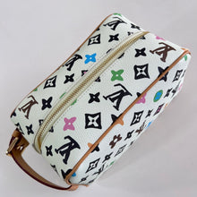Load image into Gallery viewer, LOUIS LOCKER DOPP KIT (CREAM MULTICOLOR)