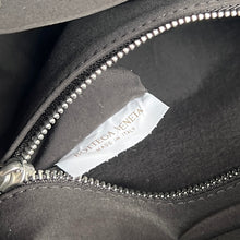 Load image into Gallery viewer, INTRECCIATO TRAVEL POUCH (BLACK)