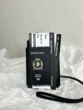 Load image into Gallery viewer, BALEN PASSPORT WALLET (BLACK)