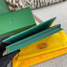 Load image into Gallery viewer, SAINT-LAMBERT WALLET (GREEN)
