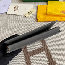 Load image into Gallery viewer, SAINT-LAMBERT WALLET (GREY)