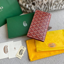 Load image into Gallery viewer, SAINT-LAMBERT WALLET (RED)