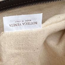 Load image into Gallery viewer, LARGE GETAWAY WEEKENDER (CHOCOLATE)