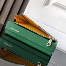 Load image into Gallery viewer, BOURBON ZIPPED CARD HOLDER (GREY)