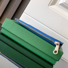 Load image into Gallery viewer, BOURBON ZIPPED CARD HOLDER (BLUE)