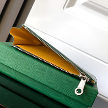 Load image into Gallery viewer, BOURBON ZIPPED CARD HOLDER (GREEN)
