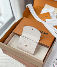 Load image into Gallery viewer, LOUIS VICTORINE WALLET (CURVED)