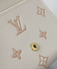 Load image into Gallery viewer, LOUIS VICTORINE WALLET (POINTED)