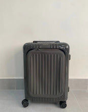 Load image into Gallery viewer, ESSENTIAL SLEEVE CABIN 36L (GLOSS GREY)