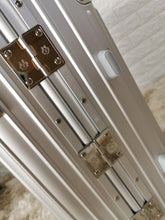 Load image into Gallery viewer, ORIGINAL CABIN 36L (SILVER)