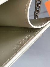 Load image into Gallery viewer, DUCHESSE MARIE-CAROLINE BAG (WHITE)