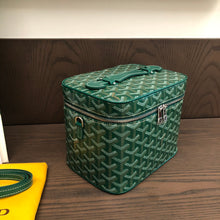 Load image into Gallery viewer, MUSE VANITY CASE (GREEN)
