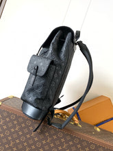 Load image into Gallery viewer, LOUIS CHRISTOPHER MM TAURILLON LEATHER BACKPACK (BLACK)
