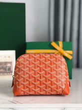 Load image into Gallery viewer, VENDOME COSMETIC POUCH (ORANGE)
