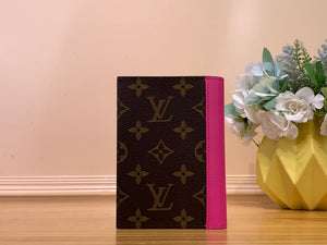 LOUIS MONOGRAM PASSPORT HOLDER LEATHER (PINK)