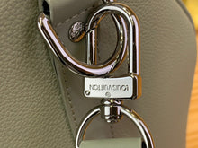 Load image into Gallery viewer, LOUIS KEEPALL BANDOULIERE 50 (KHAKI)
