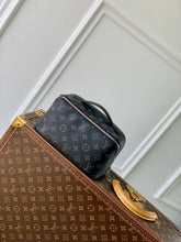 Load image into Gallery viewer, LOUIS TOILETRY MONOGRAM (BLACK)
