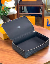 Load image into Gallery viewer, LOUIS TRIO PACKING CUBE CHECKERED (BLACK)
