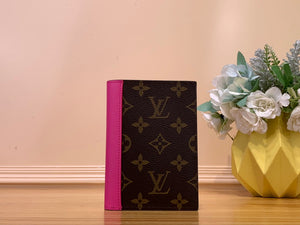 LOUIS MONOGRAM PASSPORT HOLDER LEATHER (PINK)
