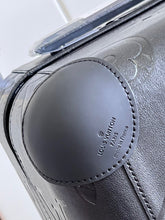 Load image into Gallery viewer, LOUIS HORIZON 55 MONOGRAM EMPREINTE (BLACK)
