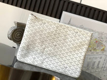 Load image into Gallery viewer, SENAT GM POUCH (WHITE)

