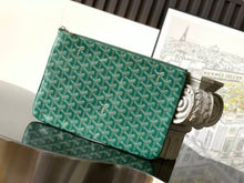 Load image into Gallery viewer, SENAT MM POUCH (GREEN)
