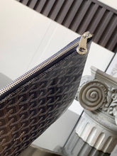 Load image into Gallery viewer, SENAT MM POUCH (NAVY)
