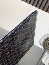 Load image into Gallery viewer, SENAT MM POUCH (NAVY)
