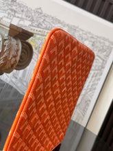 Load image into Gallery viewer, SENAT MM POUCH (ORANGE)
