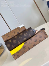 Load image into Gallery viewer, LOUIS TOILETRY MONOGRAM CARTOON TRIO POUCH
