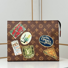 Load image into Gallery viewer, LOUIS TOILETRY MONOGRAM POUCH
