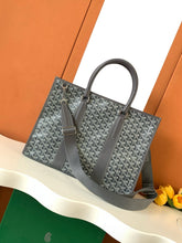 Load image into Gallery viewer, MORVAN DOCUMENT CASE (GREY)

