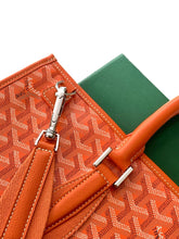 Load image into Gallery viewer, MORVAN DOCUMENT CASE (ORANGE)
