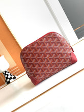 Load image into Gallery viewer, VENDOME COSMETIC POUCH (RED)

