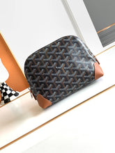 Load image into Gallery viewer, VENDOME COSMETIC POUCH (BLACK TAN)
