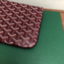 Load image into Gallery viewer, SENAT PM POUCH (BURGUNDY)
